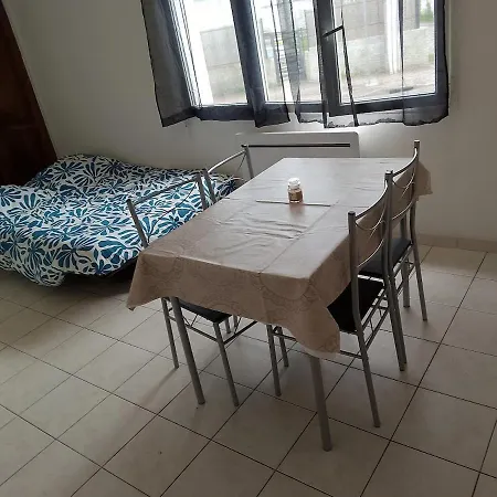 Maisonnette * סנטה